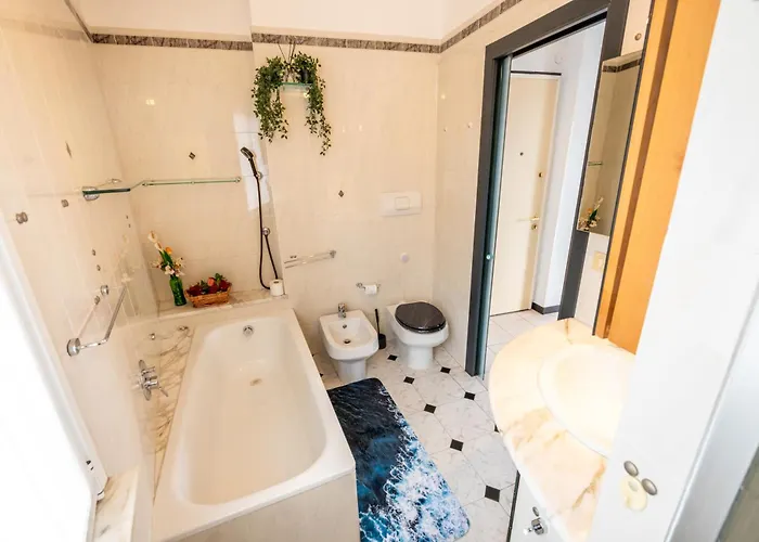 Lejlighed Edenshards1 - Sea, Air Conditioning, Full Comfort Genova